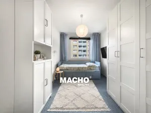 Prodej bytu 3+1, Praha - Modřany, Pirinská, 77 m2