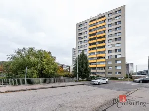 Pronájem bytu 2+1, Praha - Radotín, náměstí Osvoboditelů, 70 m2