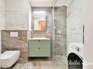 Pronájem bytu 1+kk, Brno - Židenice, Škrochova, 33 m2