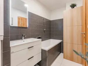 Prodej bytu 3+kk, Praha - Dejvice, Banskobystrická, 66 m2
