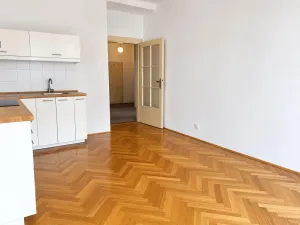 Pronájem bytu 2+1, Praha - Nusle, Na Pankráci, 70 m2