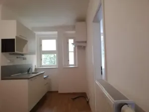 Pronájem kanceláře, Praha - Žižkov, Roháčova, 67 m2