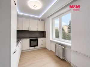 Prodej bytu 2+1, Ústí nad Labem - Bukov, Dukelských hrdinů, 52 m2