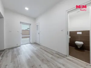 Prodej komerční nemovitosti, Karlovy Vary, Moravská, 85 m2