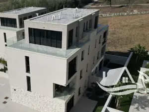 Prodej bytu 4+kk, Umag, Chorvatsko, 123 m2
