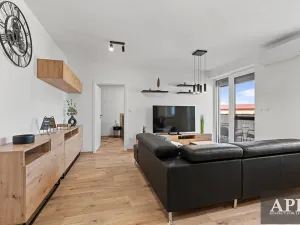 Pronájem bytu 2+kk, Uherské Hradiště, Školní, 53 m2