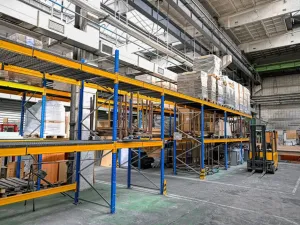 Prodej obchodního prostoru, Kladno - Kročehlavy, Dělnická, 4300 m2