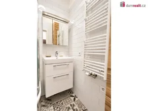 Prodej bytu 3+kk, Praha - Podolí, Dvorecké náměstí, 71 m2