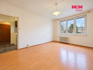 Prodej bytu 3+1, Chodov, náměstí 9. května, 65 m2