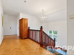 Prodej činžovního domu, Praha - Motol, U hrušky, 395 m2