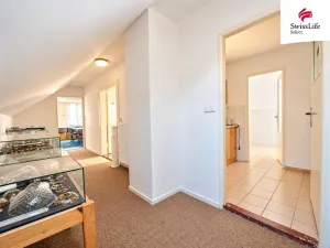 Prodej výrobních prostor, Řepov, 1310 m2