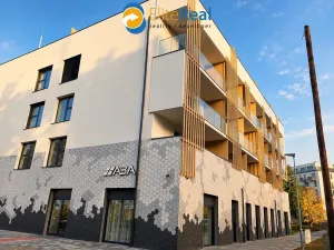 Pronájem bytu 2+kk, Olomouc, Varšavské nám., 43 m2