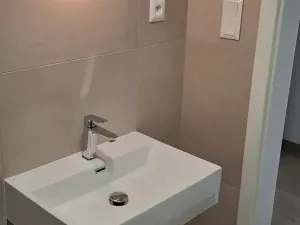 Pronájem bytu 2+kk, Olomouc, Varšavské nám., 43 m2