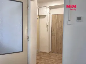 Pronájem bytu 1+1, Liběšice, 30 m2