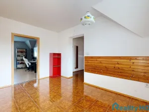 Prodej rodinného domu, Týn nad Vltavou, Komzákova, 153 m2