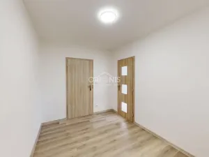 Pronájem bytu 2+kk, Chomutov, Dřínovská, 42 m2