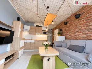 Prodej bytu 1+kk, Ústí nad Labem - Severní Terasa, Větrná, 21 m2