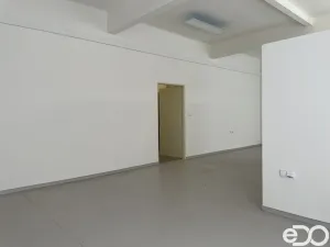 Pronájem kanceláře, Praha, Freyova, 92 m2