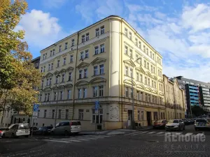 Pronájem bytu 2+1, Praha - Žižkov, Lupáčova, 67 m2