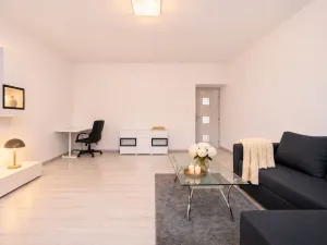 Prodej bytu 2+1, Kolín - Kolín IV, Sladkovského, 64 m2