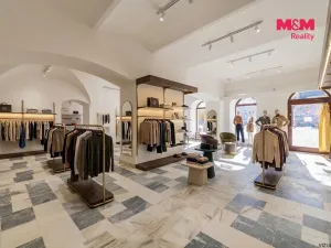 Prodej obchodního prostoru, Bruntál, nám. Míru, 550 m2
