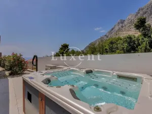 Prodej vily, Makarska, Chorvatsko, 208 m2