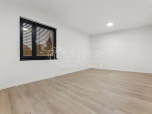 Pronájem bytu 4+kk, Praha - Hloubětín, Mandloňová, 174 m2