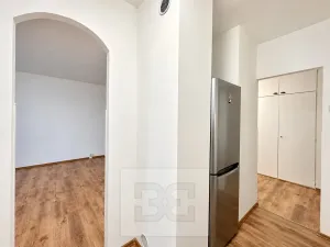Pronájem bytu 2+kk, Praha - Bohnice, Poznaňská, 53 m2