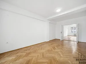 Prodej bytu 3+1, Pardubice, Palackého třída, 107 m2