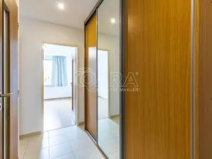 Pronájem bytu 2+kk, Praha - Háje, Plickova, 42 m2