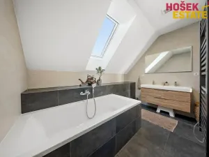 Prodej rodinného domu, Holubice, 122 m2