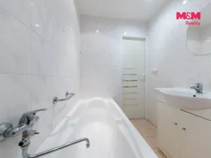 Prodej bytu 2+kk, Horní Slavkov, Dlouhá, 35 m2