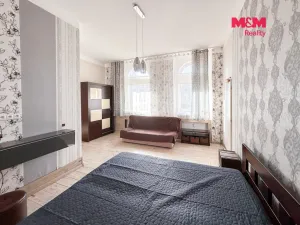 Prodej obchodního prostoru, Karlovy Vary, nábřeží Jana Palacha, 340 m2