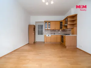 Prodej bytu 2+kk, Praha - Holešovice, Jateční, 61 m2