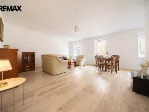 Prodej rodinného domu, Česká Lípa, Jiráskova, 330 m2