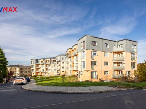 Prodej bytu 2+kk, Karlovy Vary - Doubí, Spálená, 73 m2