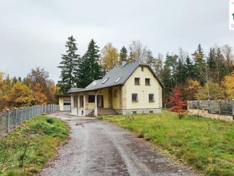 Prodej rodinného domu, Plesná, Sokolská, 1839 m2