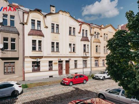 Prodej bytu 2+kk, Praha - Střešovice, Na Petynce, 40 m2