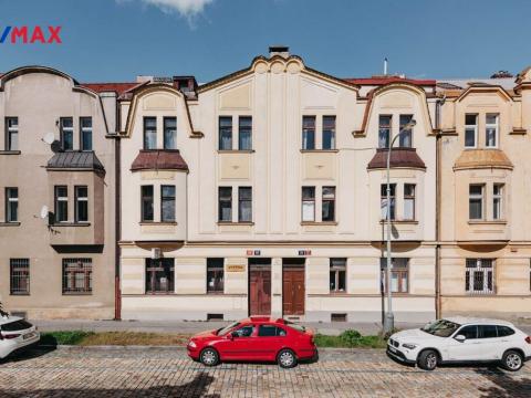 Prodej bytu 1+kk, Praha - Střešovice, Na Petynce, 29 m2