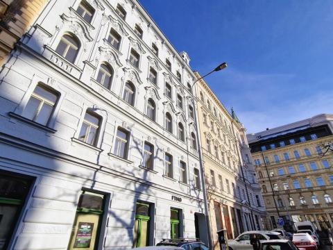 Pronájem kanceláře, Praha - Nové Město, náměstí I. P. Pavlova, 1190 m2