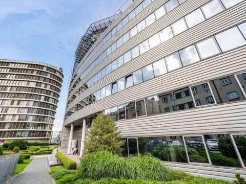 Pronájem kanceláře, Praha - Nusle, Doudlebská, 974 m2