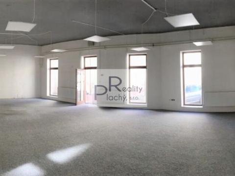 Pronájem obchodního prostoru, Znojmo, Vídeňská třída, 90 m2