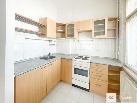 Pronájem bytu 2+kk, Jablonec nad Nisou, Máchova, 42 m2