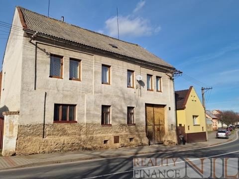 Prodej rodinného domu, Kožlany, Pražská, 220 m2