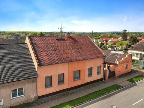 Prodej rodinného domu, Plaňany, Pražská, 132 m2