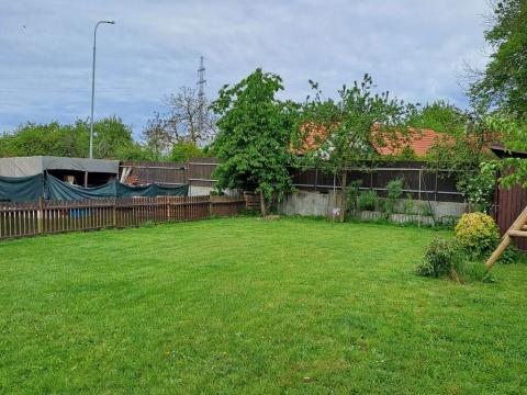 Prodej pozemku pro bydlení, Malšice - Všechlapy, 780 m2