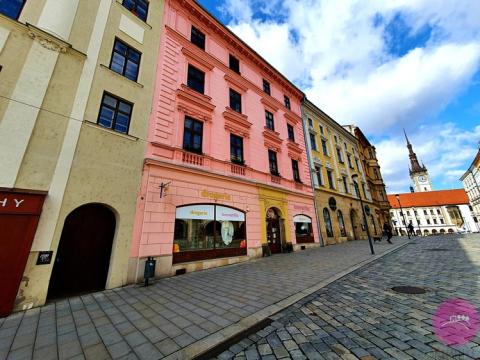 Pronájem bytu 2+1, Olomouc, Dolní náměstí, 100 m2