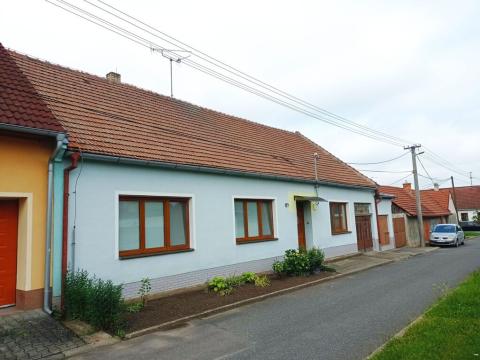 Prodej rodinného domu, Březí, Kostelní, 280 m2