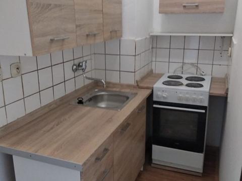 Pronájem bytu 2+kk, Ústí nad Labem, U Panského dvora, 34 m2