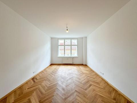 Pronájem bytu 2+1, Praha - Vinohrady, Záhřebská, 49 m2